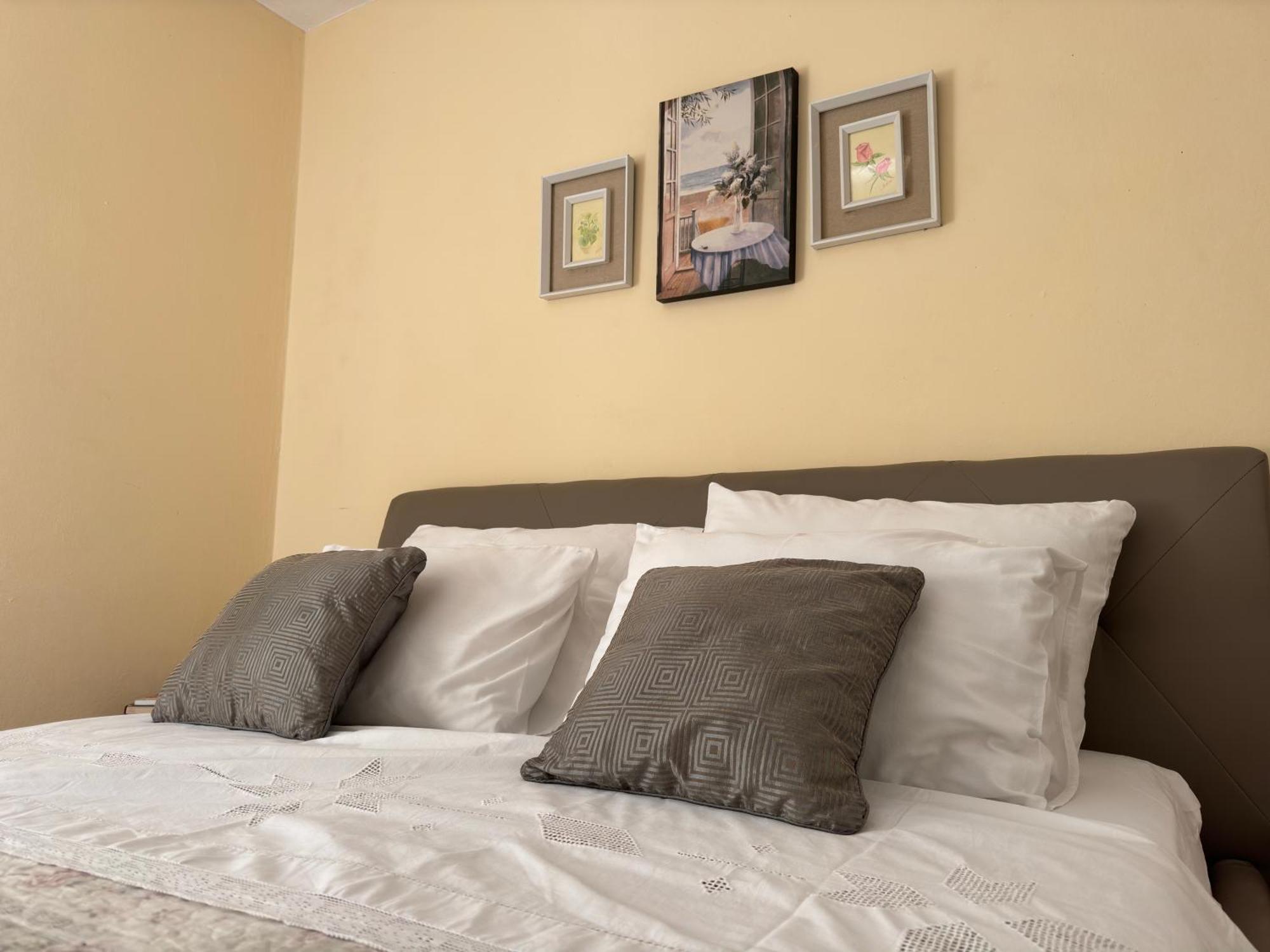 Apartment Marijeta Kastela Ngoại thất bức ảnh